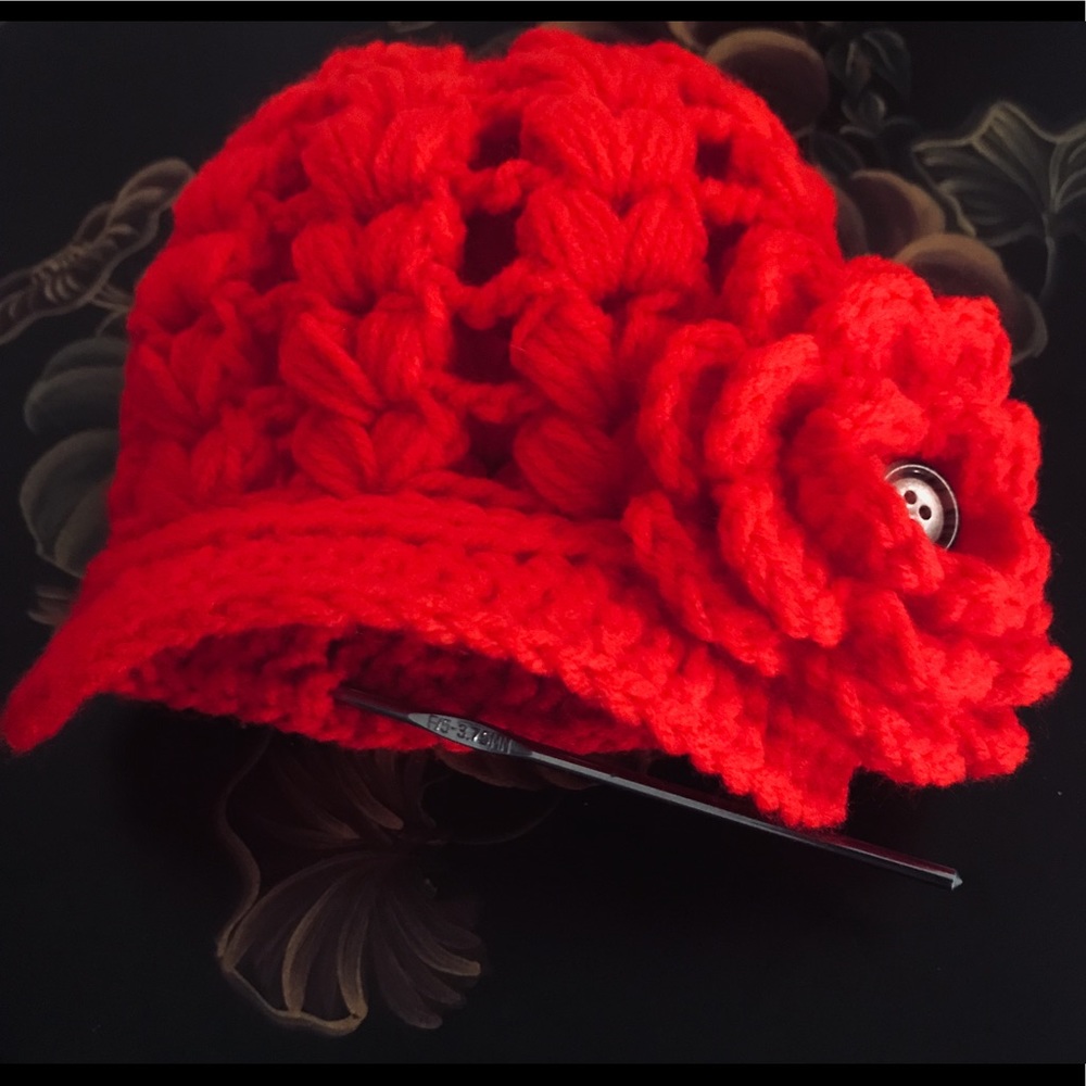 Crocheted bonnet style/cap hat (w/wo flower)